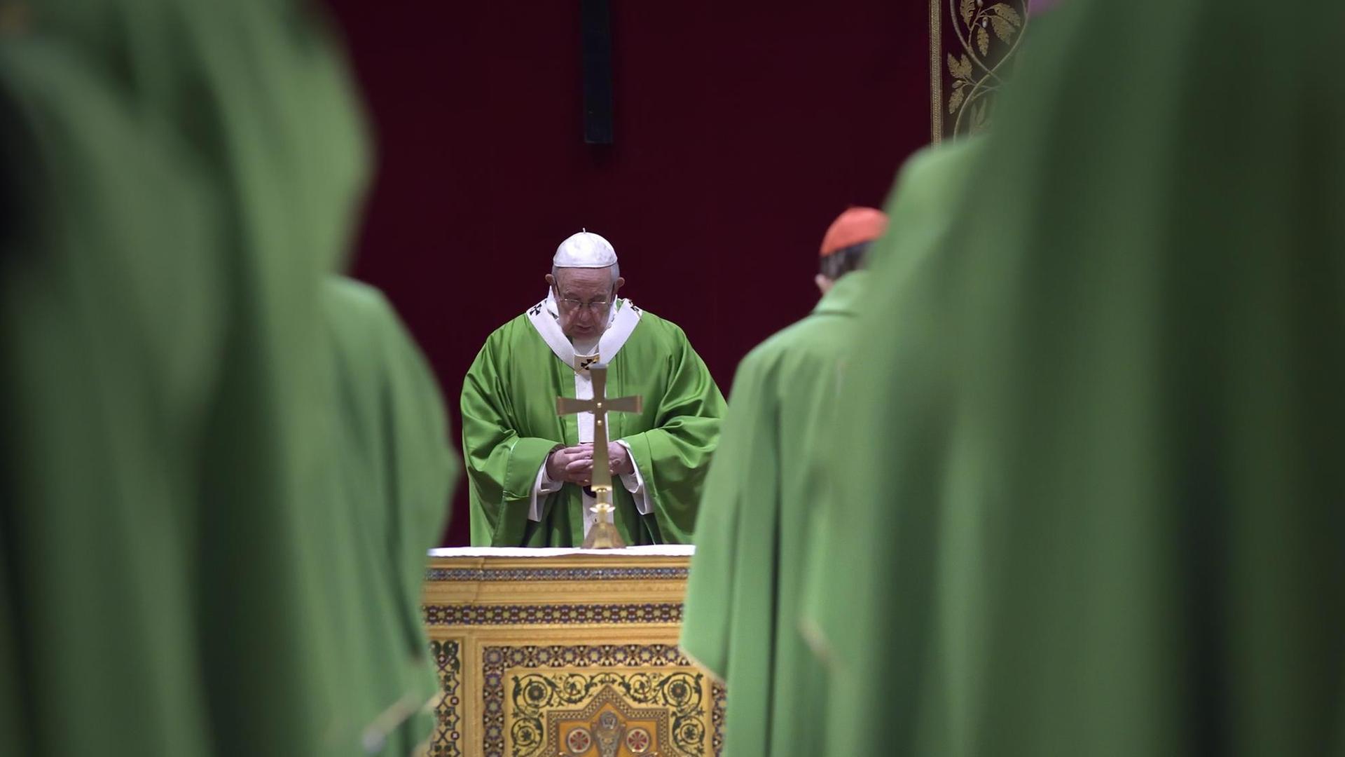Papst Franziskus auf dem Anti-Missbrauchsgipfel im Vatikan am 24. Februar 2019. Papst Franziskus auf dem Anti-Missbrauchsgipfel im Vatikan am 24. Februar 2019.