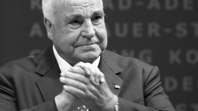 Altbundeskanzler Helmut Kohl (CDU), aufgenommen während des Europäischen Jugendkongresses der Konrad-Adenauer-Stiftung im Juni 2006 im Leipziger Gewandhaus.