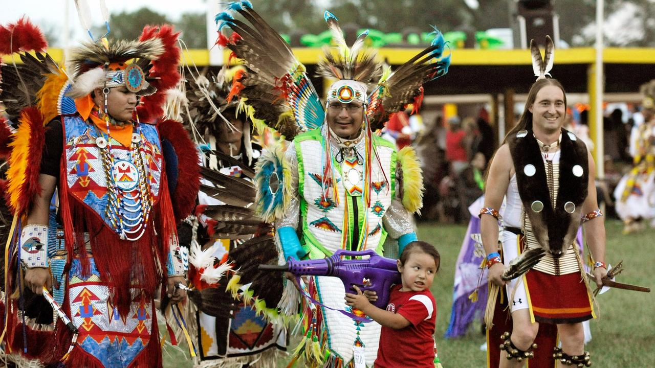 Jährliches Indianertreffen der Lakota Ogala Sioux. Jährliches Indianertreffen der Lakota Ogala Sioux.