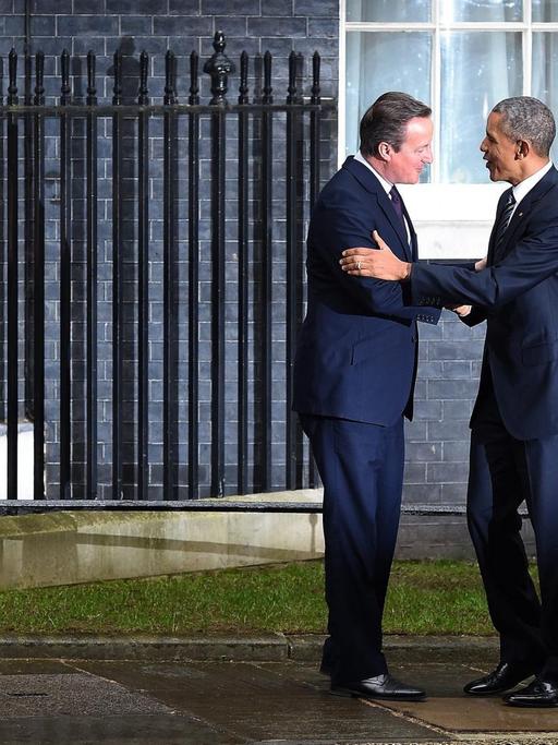 US-Präsident Barack Obama bei seinem Besuch in London mit dem britischen Premier David Cameron.