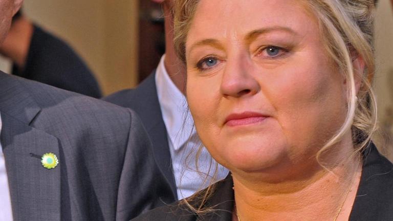 Porträt von Antje Hermenau. Porträt von Antje Hermenau.