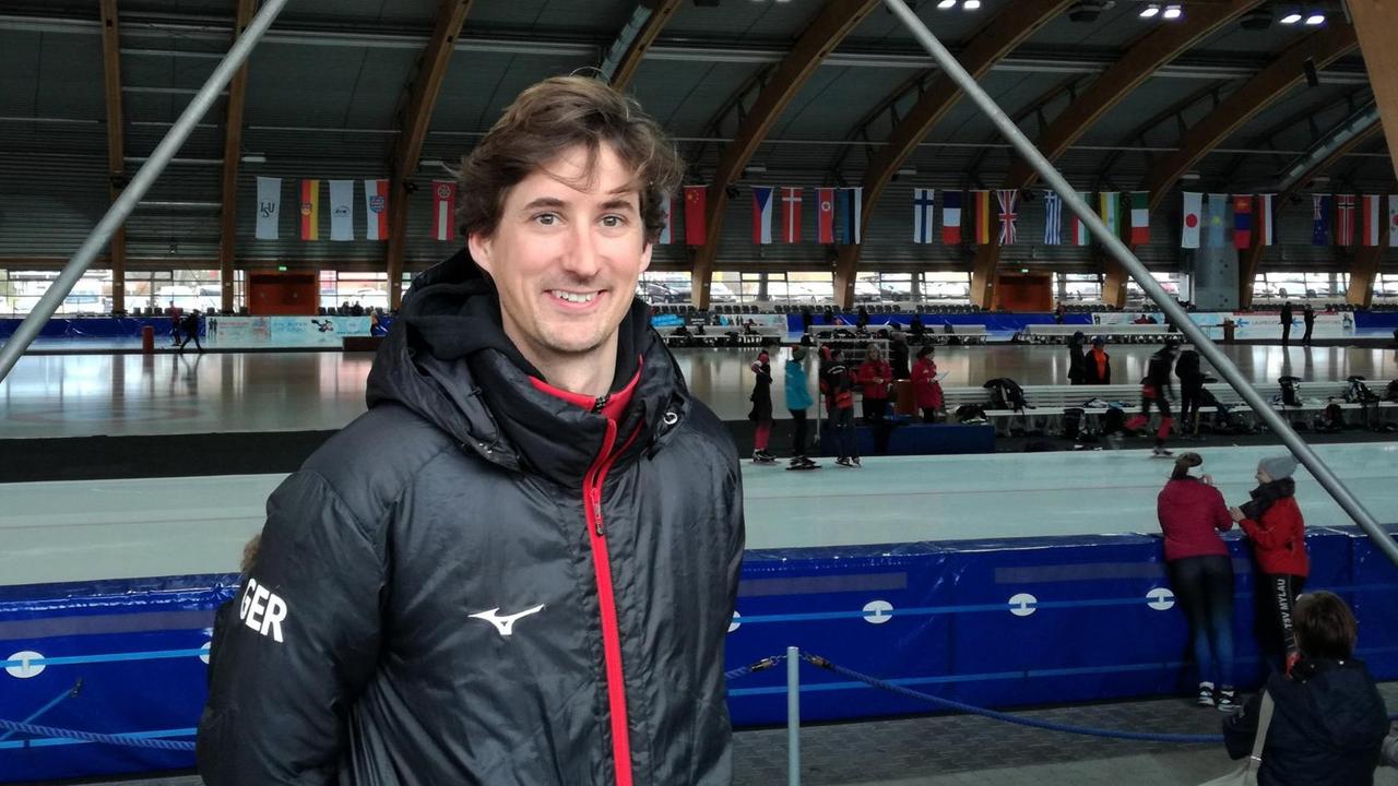 Nachwuchs-Bundestrainer Daan Rottier in der Eissporthalle Nachwuchs-Bundestrainer Daan Rottier in der Eissporthalle