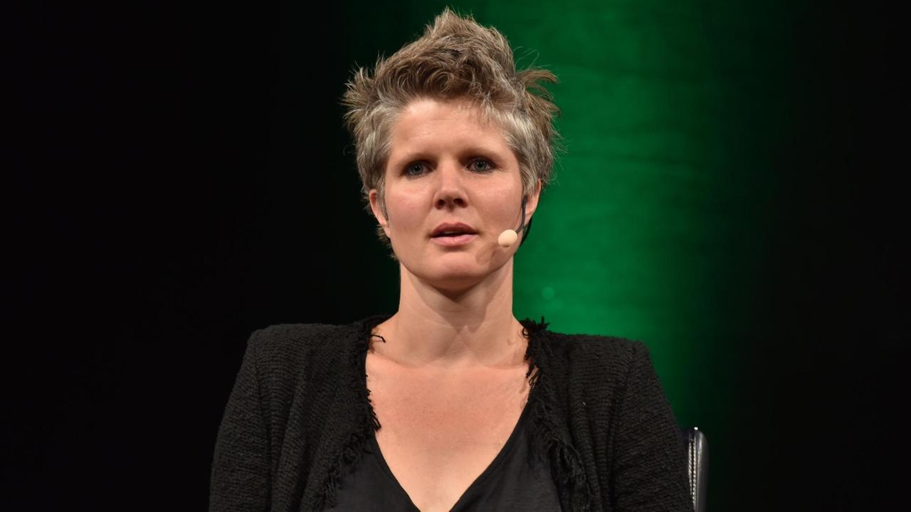 Svenja Flaßpöhler im Porträt Svenja Flaßpöhler im Porträt