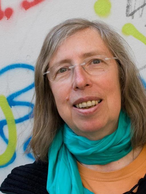 Writer, author, artist from Austria; SchriftstellerIn, AutorIn, KünstlerIn aus Österreich (2009)