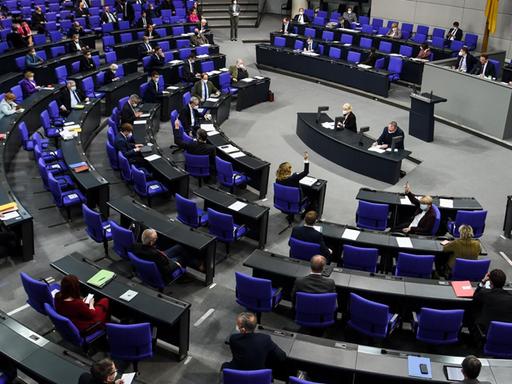 Eine Sicht auf den Plenarsaal im Deutschen Bundestag.