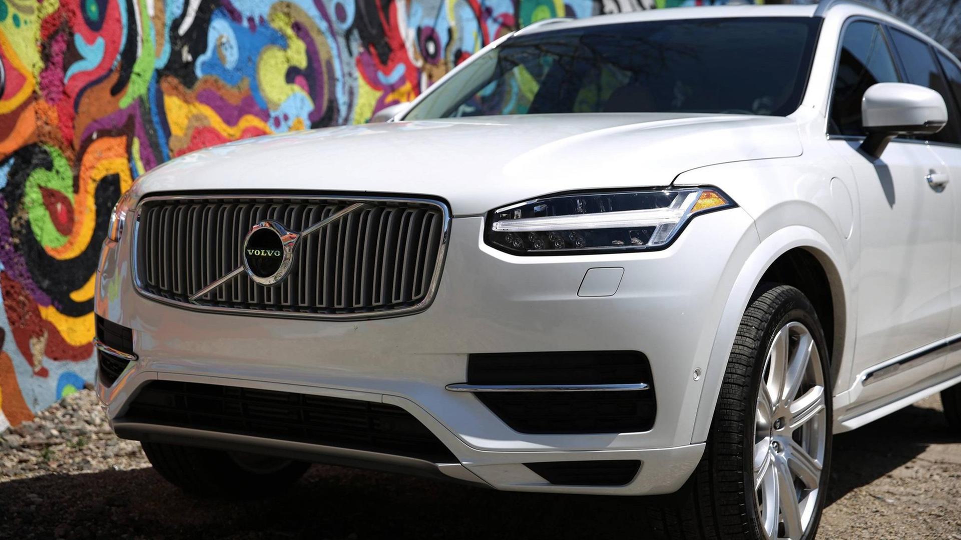 Das SUV-Modell XC90 von Volvo gibt es auch als Plug-in-Hybrid Das SUV-Modell XC90 von Volvo gibt es auch als Plug-in-Hybrid