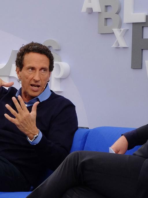 Der Philosoph Julian Nida-Rümelin im Gespräch mit Thorsten Jantschek.