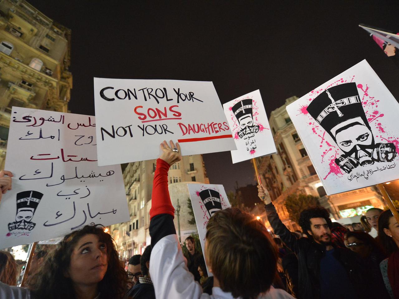 Demonstration gegen sexuelle Gewalt gegen Frauen in Kairo