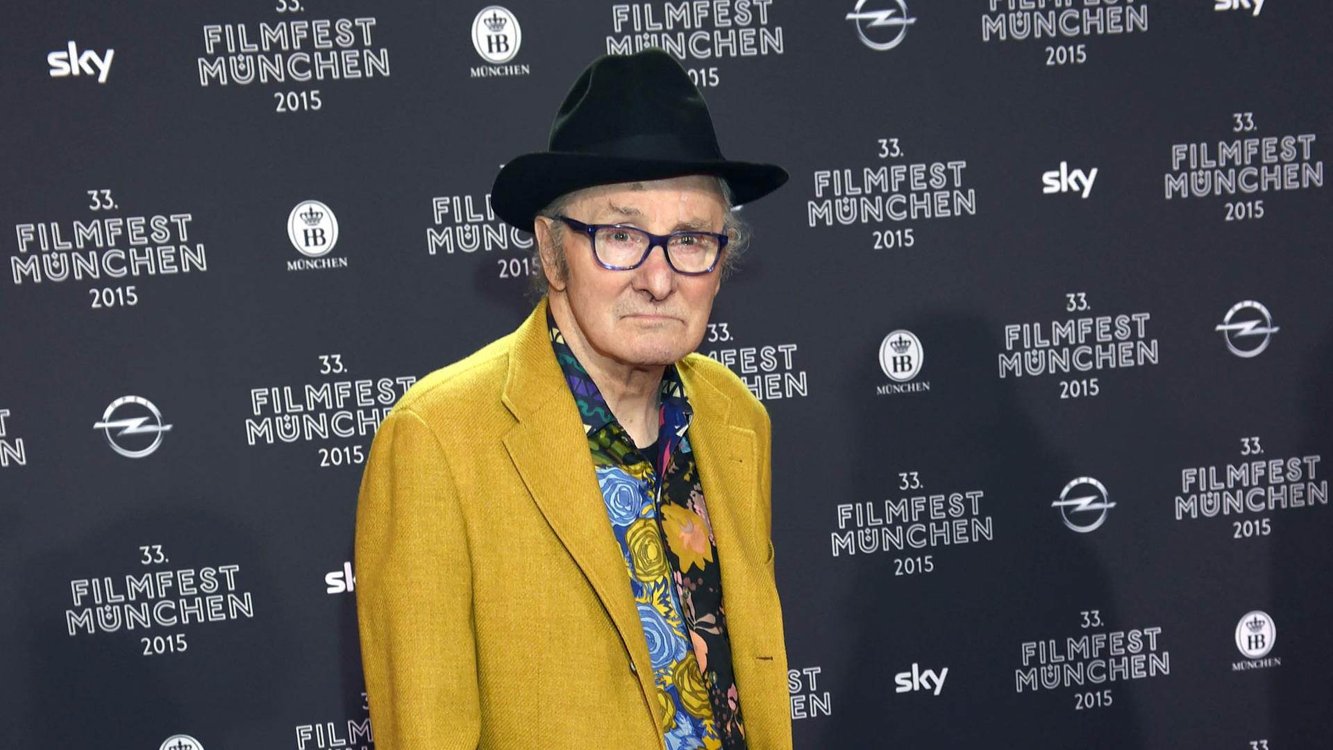 Der Regisseur Herbert Achternbusch kommt am 25.06.2015 in München (Bayern) in den Mathäser Filmpalast zum Opening des Filmfest München. Der Regisseur Herbert Achternbusch kommt am 25.06.2015 in München (Bayern) in den Mathäser Filmpalast zum Opening des Filmfest München.