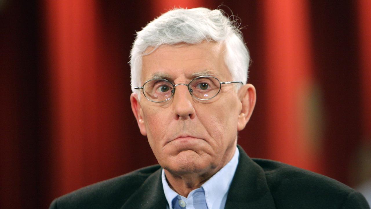 Der Schweizer Germanist und Literaturkritiker Peter von Matt. Der Schweizer Germanist und Literaturkritiker Peter von Matt.