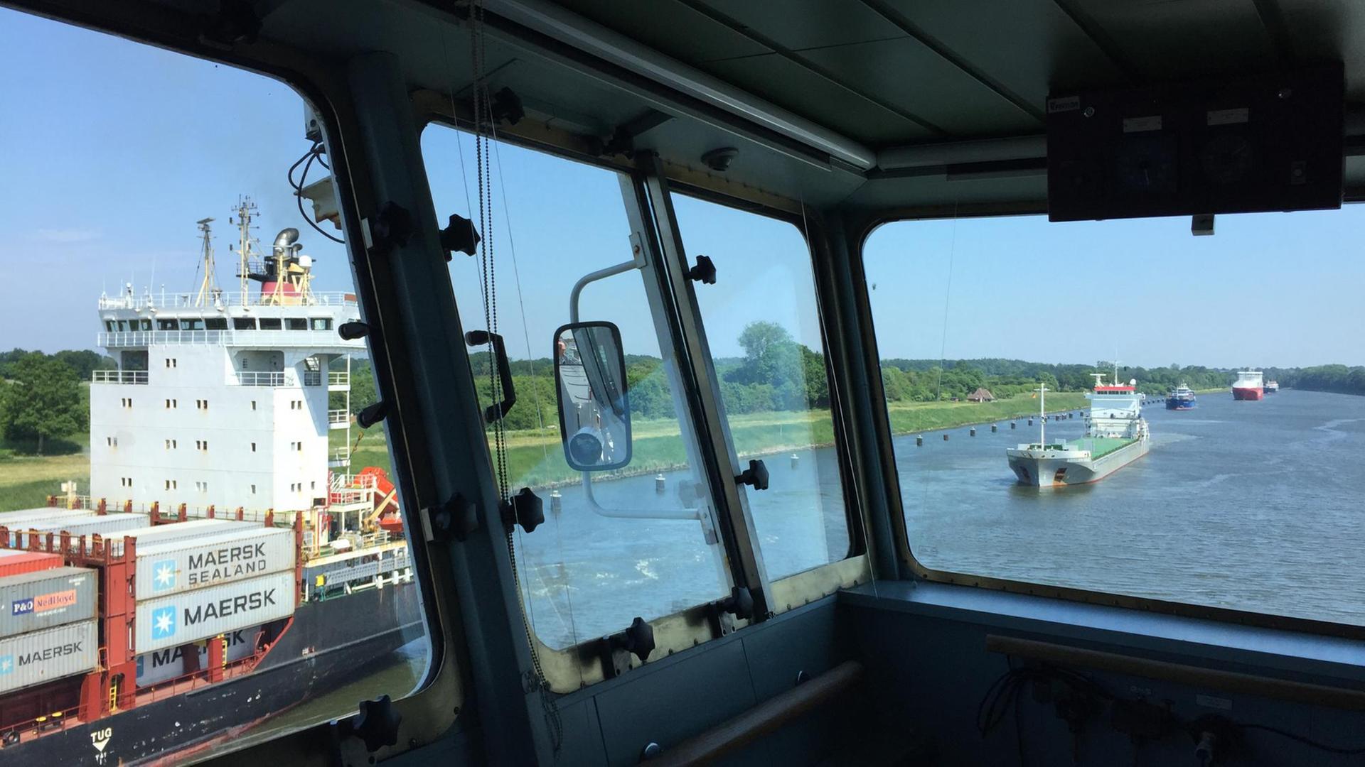 Rushour auf dem Nord-Ostsee-Kanal Rushour auf dem Nord-Ostsee-Kanal