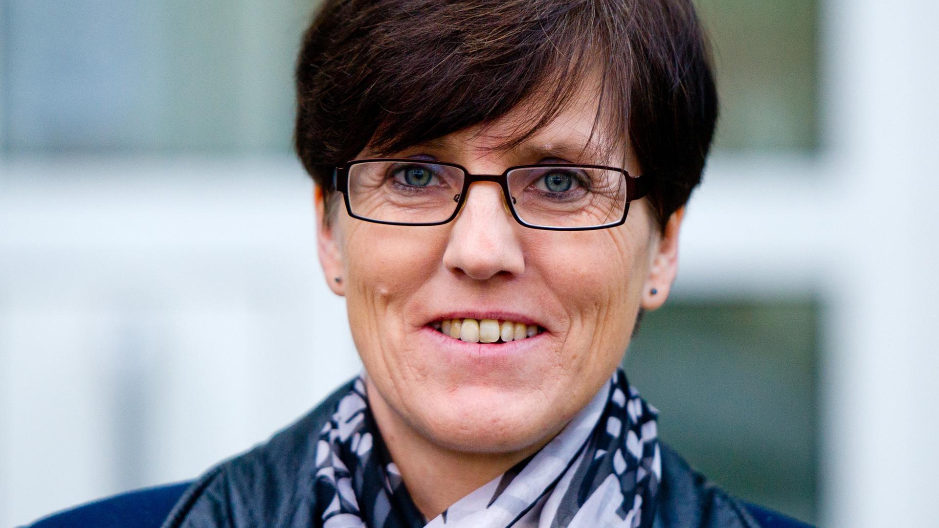 Die ehemalige Jobcenter-Mitarbeiterin Inge Hannemann am 20.11.2014 in Hamburg.
