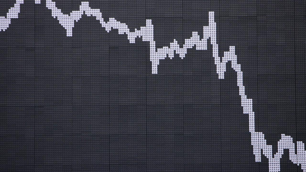 Der Verlauf der DAX-Kurve am 04.12.2008 nach der Senkung des Leitzinses durch die Europäische Zentralbank (EZB) um 0,75 Punkte auf 2,5 Prozent. Der Verlauf der DAX-Kurve am 04.12.2008 nach der Senkung des Leitzinses durch die Europäische Zentralbank (EZB) um 0,75 Punkte auf 2,5 Prozent.