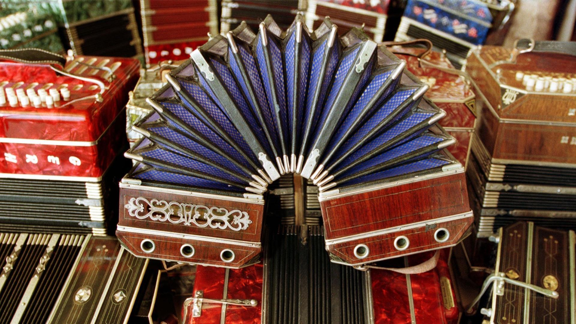 Sammlung von alten Bandoneons in Chemnitz Sammlung von alten Bandoneons in Chemnitz
