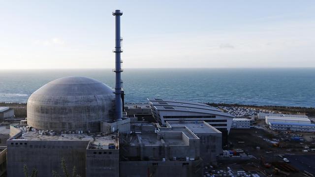 Das französische Atomkraftwerk in Flamanville in der Normandie