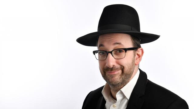 Porträt von Comedian und orthodoxem Juden, Ashley Blaker