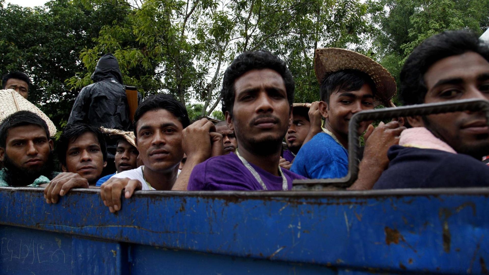 Rohingya-Flüchtlinge in einem Flüchtlingslager im Bundesstaat Rakhine/Myanmar Rohingya-Flüchtlinge in einem Flüchtlingslager im Bundesstaat Rakhine/Myanmar