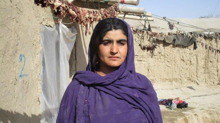 Qandi Gul in einem Flüchtlingslager in Kabul. Qandi Gul in einem Flüchtlingslager in Kabul.