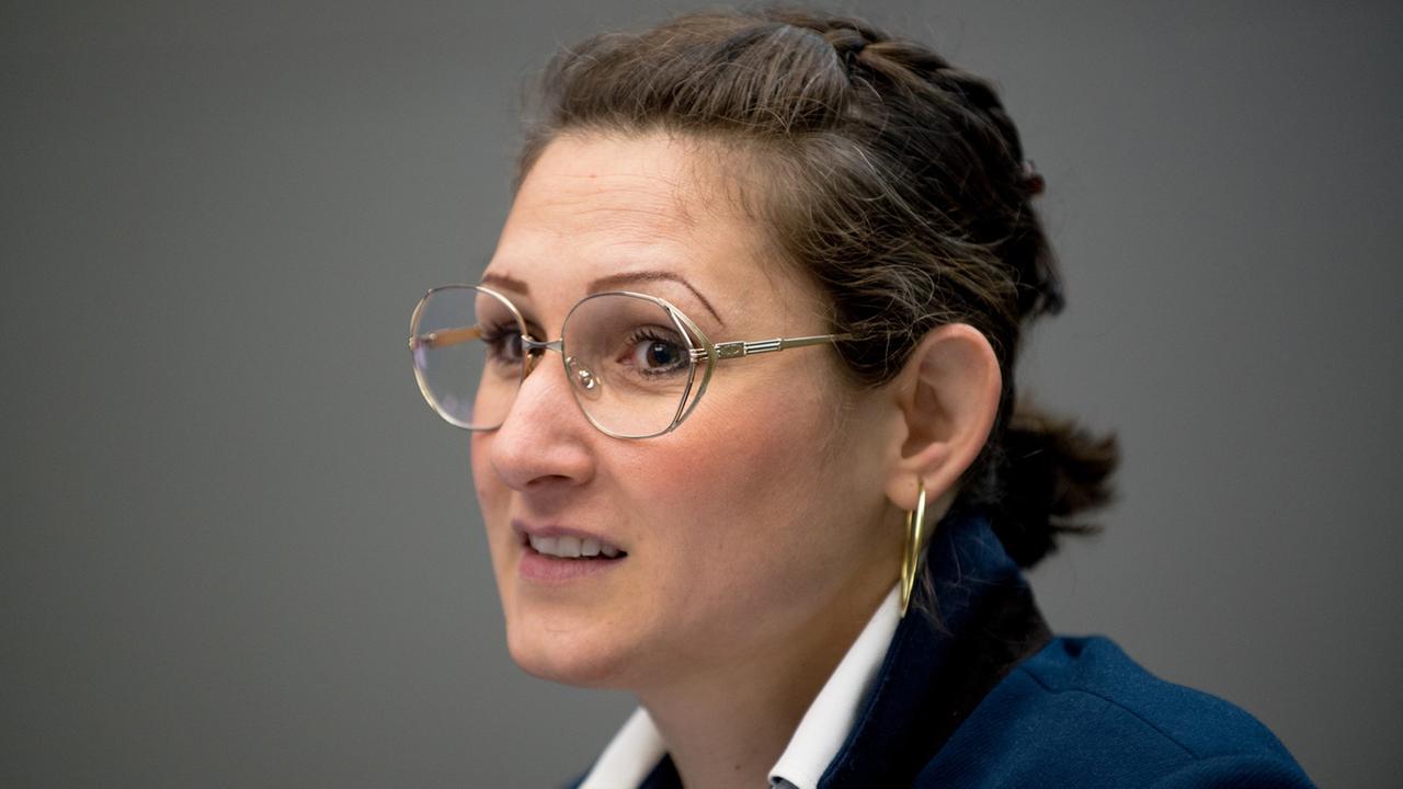 Leider liegt für dieses Bild keine Bildbeschreibung vor Leider liegt für dieses Bild keine Bildbeschreibung vor