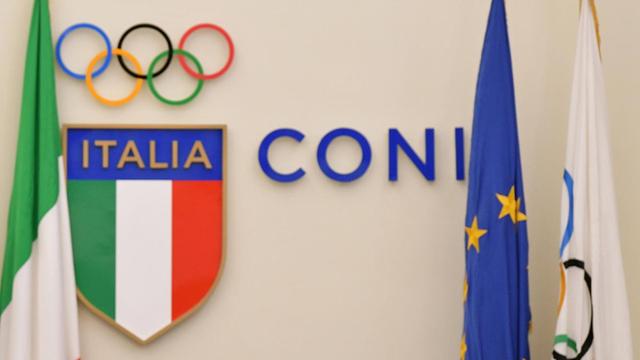 Das IOC kritisiert die staatliche Einflussnahme auf Italiens Sport und droht mit Sanktionen.