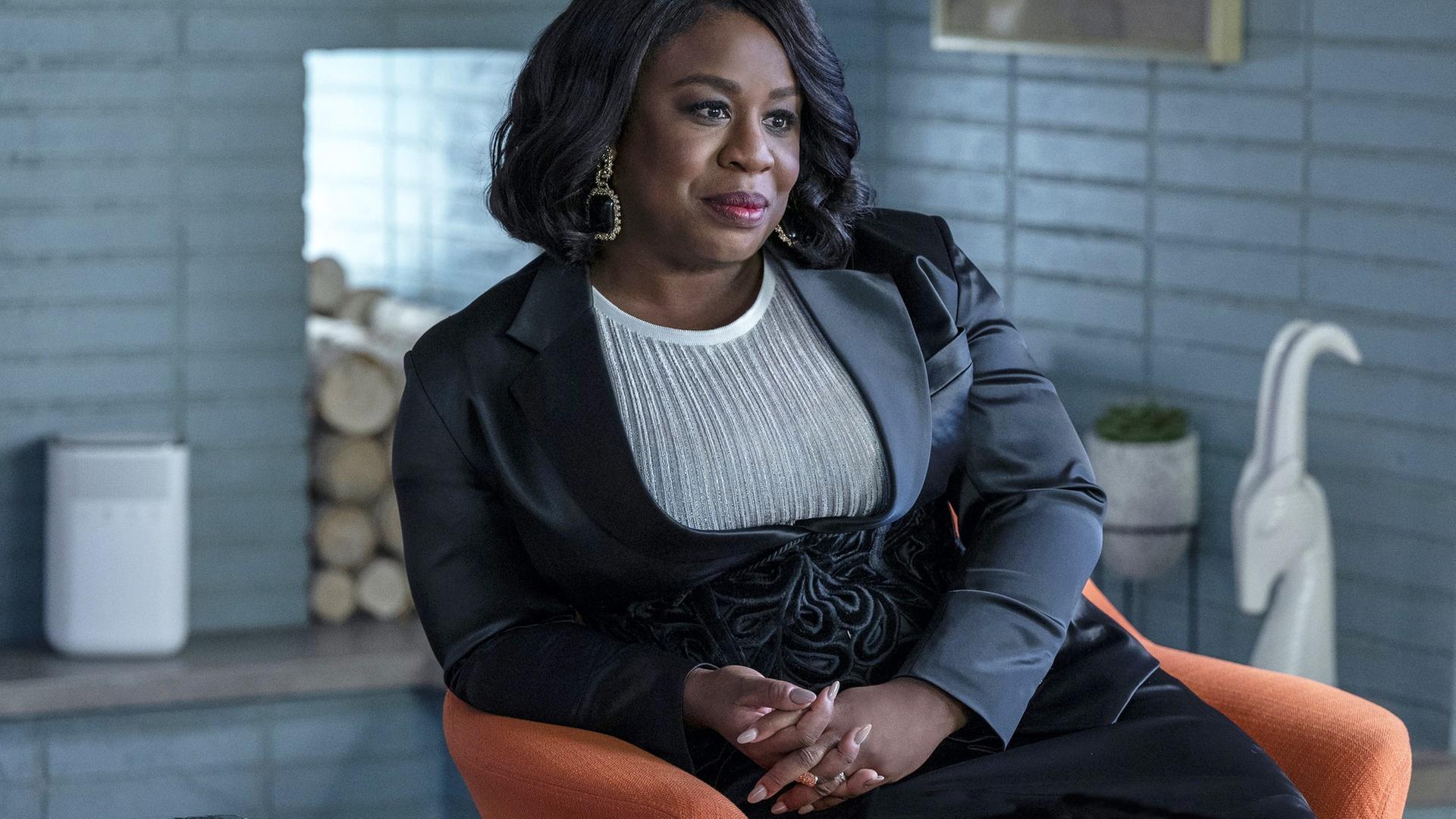Uzo Aduba als Therapeutin in einer Szene aus der HBO-Serie "In Treatment" Uzo Aduba als Therapeutin in einer Szene aus der HBO-Serie "In Treatment"