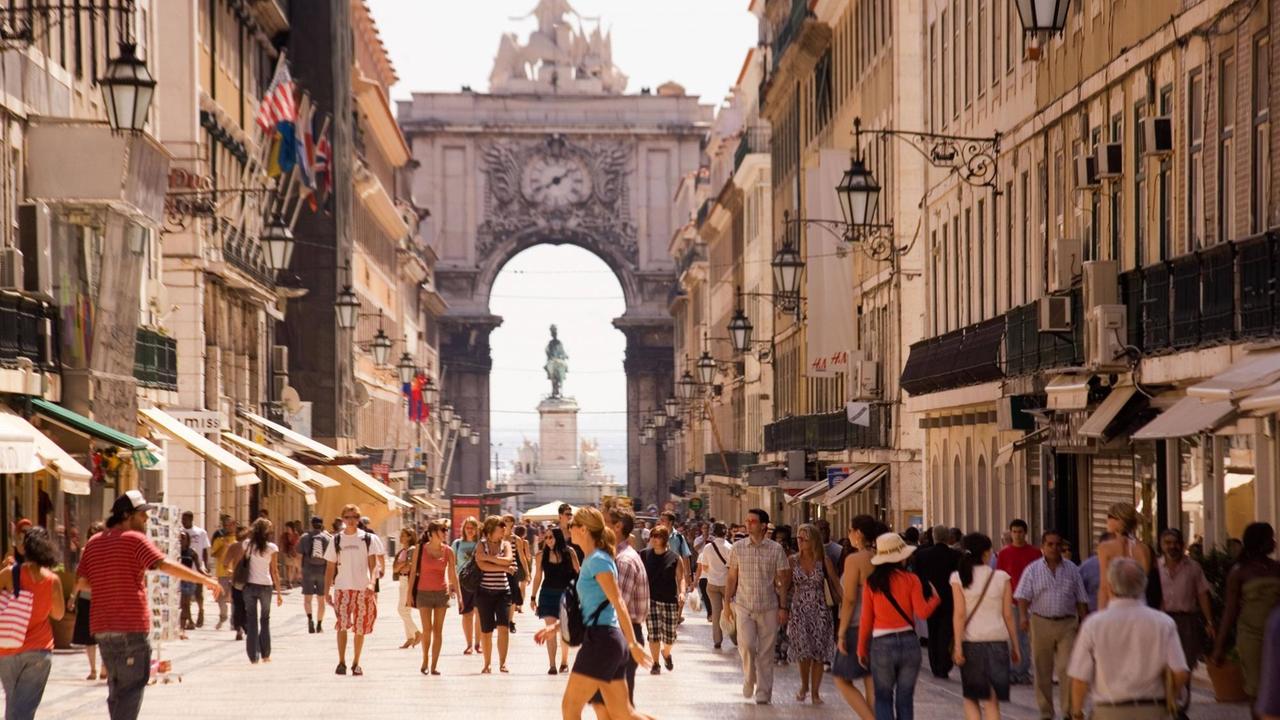 Lissabons Einkaufsstrasse Rua Auguasta Lissabons Einkaufsstrasse Rua Auguasta