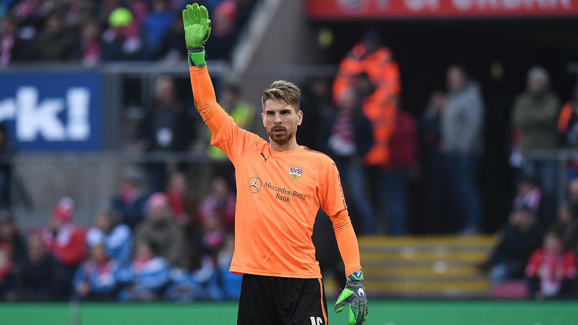 VfB Stuttgart-Torwart Ron-Robert Zieler während des Spiels gegen den 1. FC Köln.
