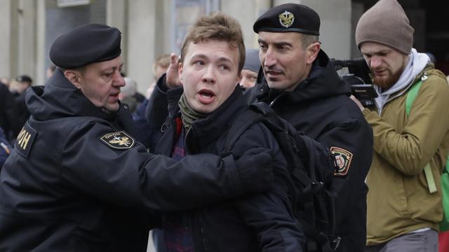 März 2017: Bereits damals wurde der Regimekritiker und Blogger Roman Protasewitsch bei Protesten in Minks verhaftet.