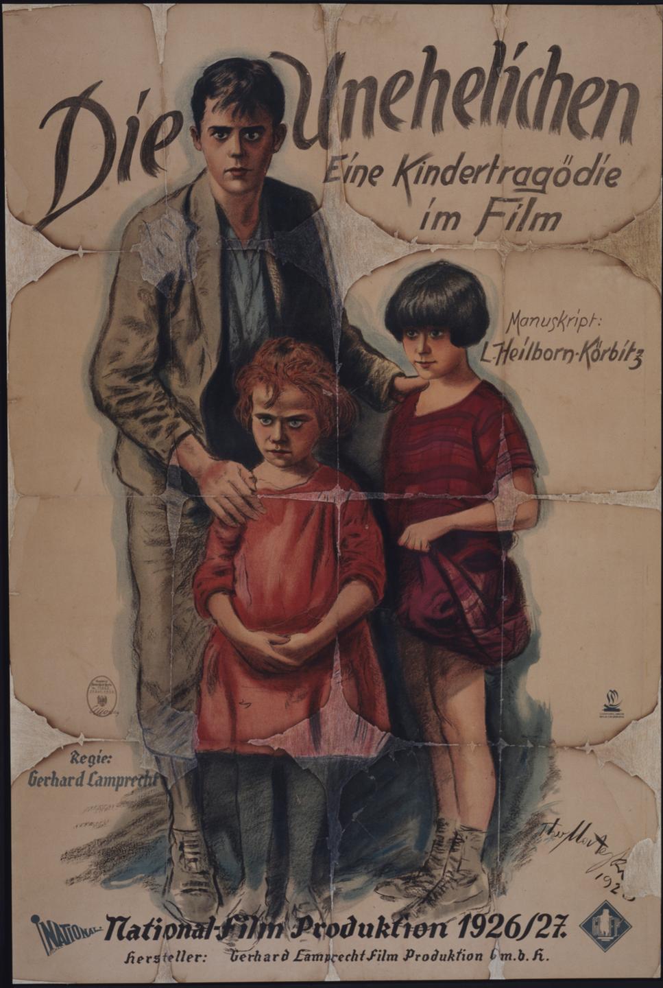 Ein altes Filmplakat des Films "Die Unehelichen - Eine Kindertragödie im Film". Darunter drei illustrierte Kinder mit ernstem Blick.