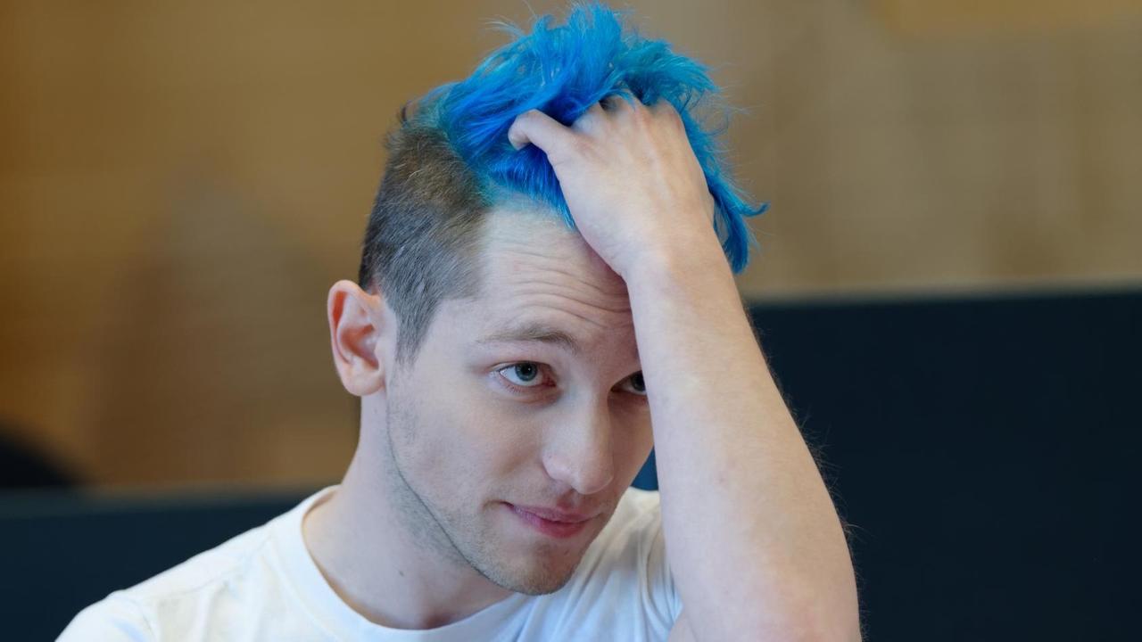 Der Youtuber Rezo bei einer Veranstaltung in Düsseldorf Der Youtuber Rezo bei einer Veranstaltung in Düsseldorf