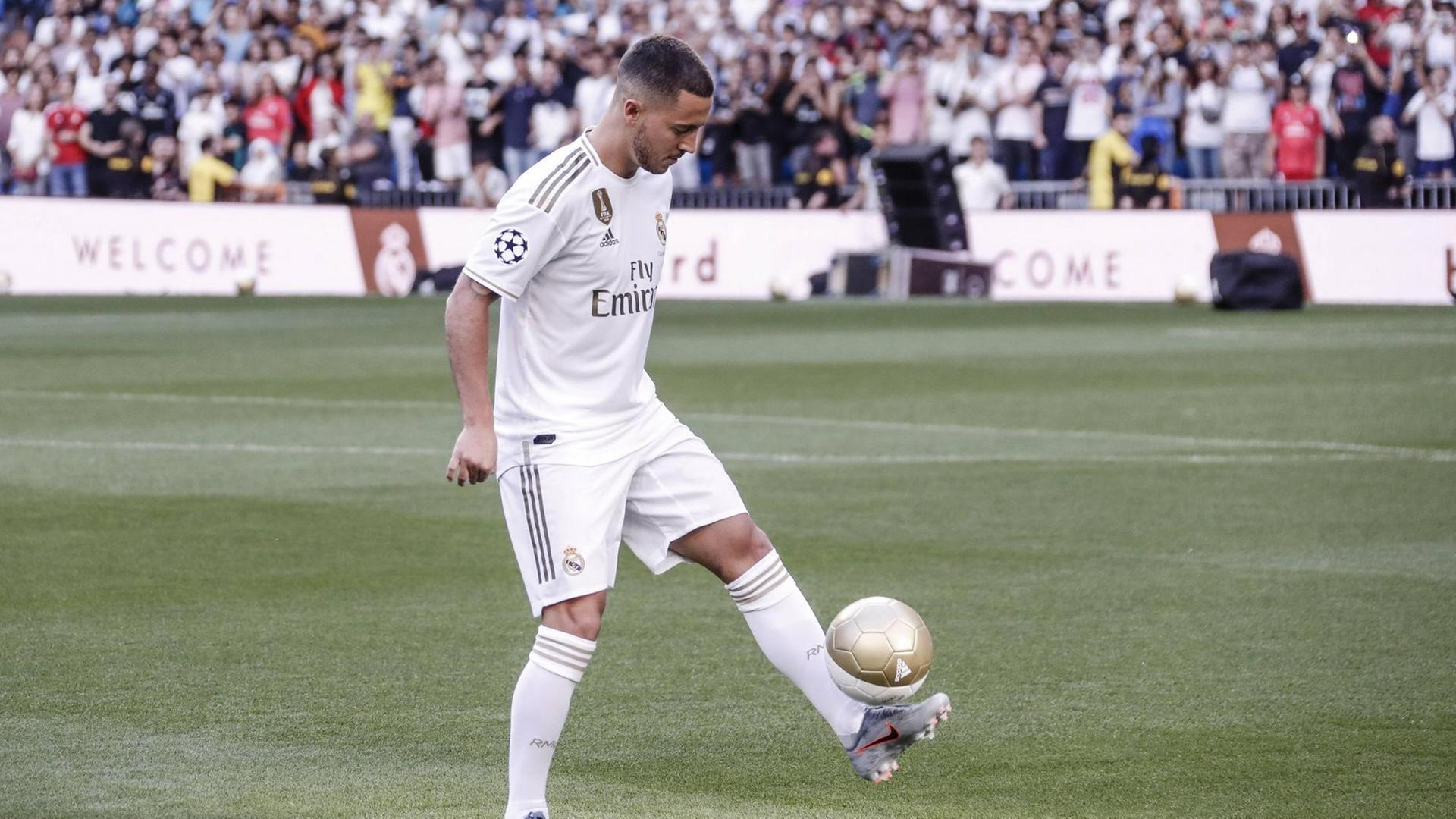 Eden Hazard bei seiner Präsentation in Madrid. Eden Hazard bei seiner Präsentation in Madrid.