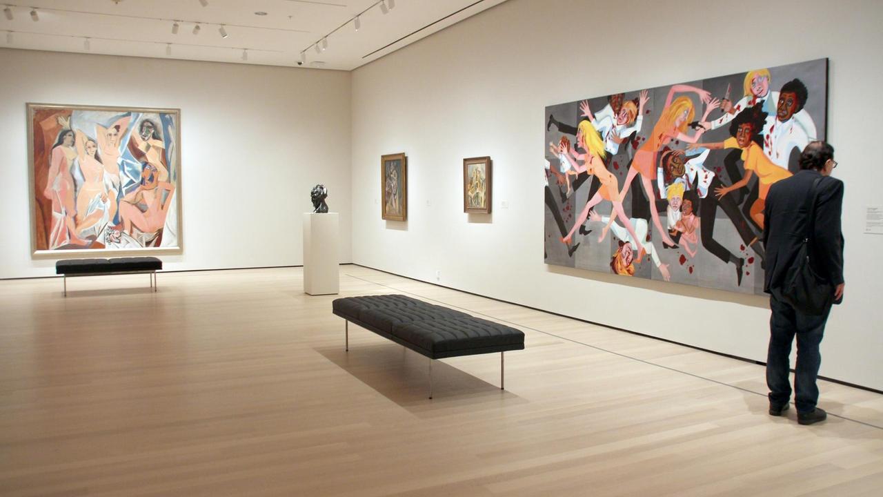 Die Gemälde "Les Demoiselles d'Avignon" von Pablo Picasso (l) und "American People Series #20: Die" von Faith Ringgold hängen in einem Raum im Museum of Modern Art. Die Gemälde "Les Demoiselles d'Avignon" von Pablo Picasso (l) und "American People Series #20: Die" von Faith Ringgold hängen in einem Raum im Museum of Modern Art.