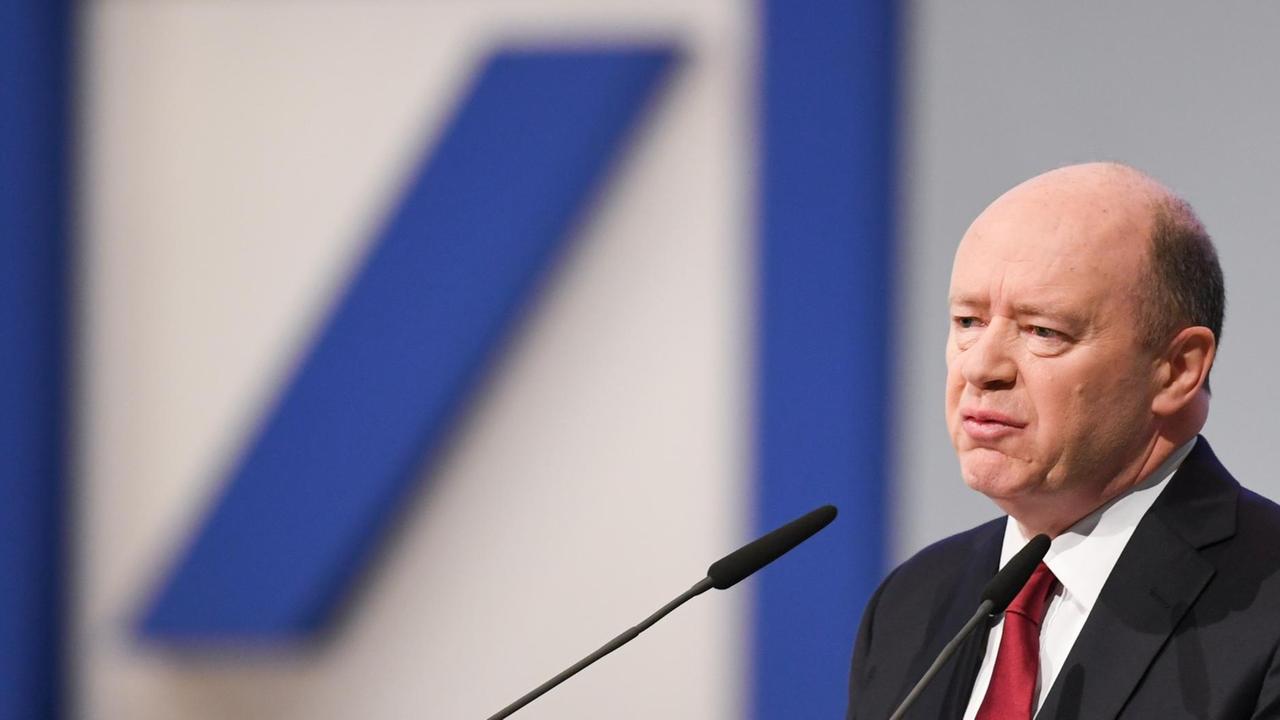 John Cryan, bisher Co-Vorstand, wird zum Vorstandsvorsitzenden der Deutschen Bank auf der Hauptversammlung 2016 ernannt John Cryan, bisher Co-Vorstand, wird zum Vorstandsvorsitzenden der Deutschen Bank auf der Hauptversammlung 2016 ernannt