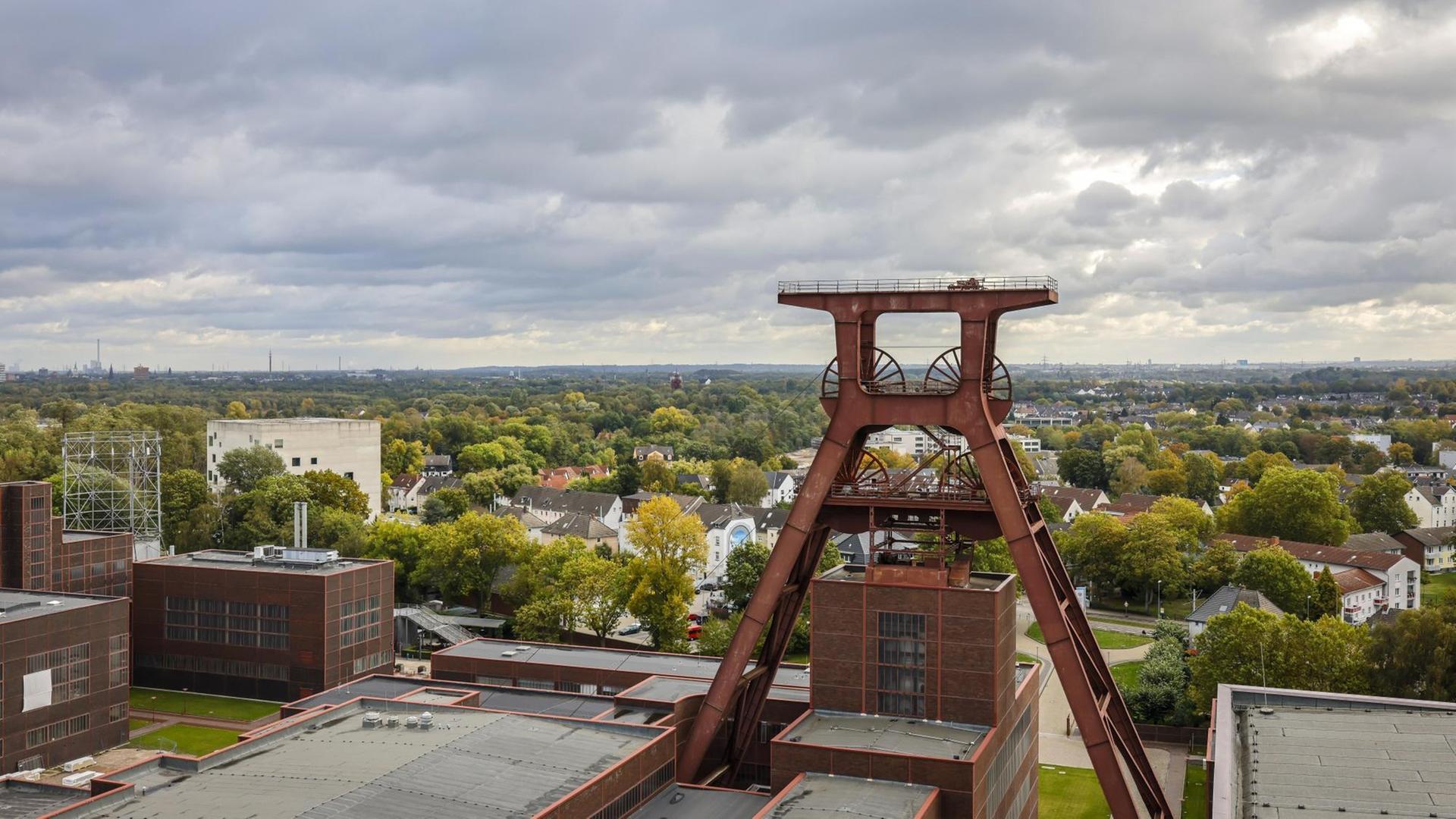 Blick auf die Zeche Zollverein in Essen Blick auf die Zeche Zollverein in Essen