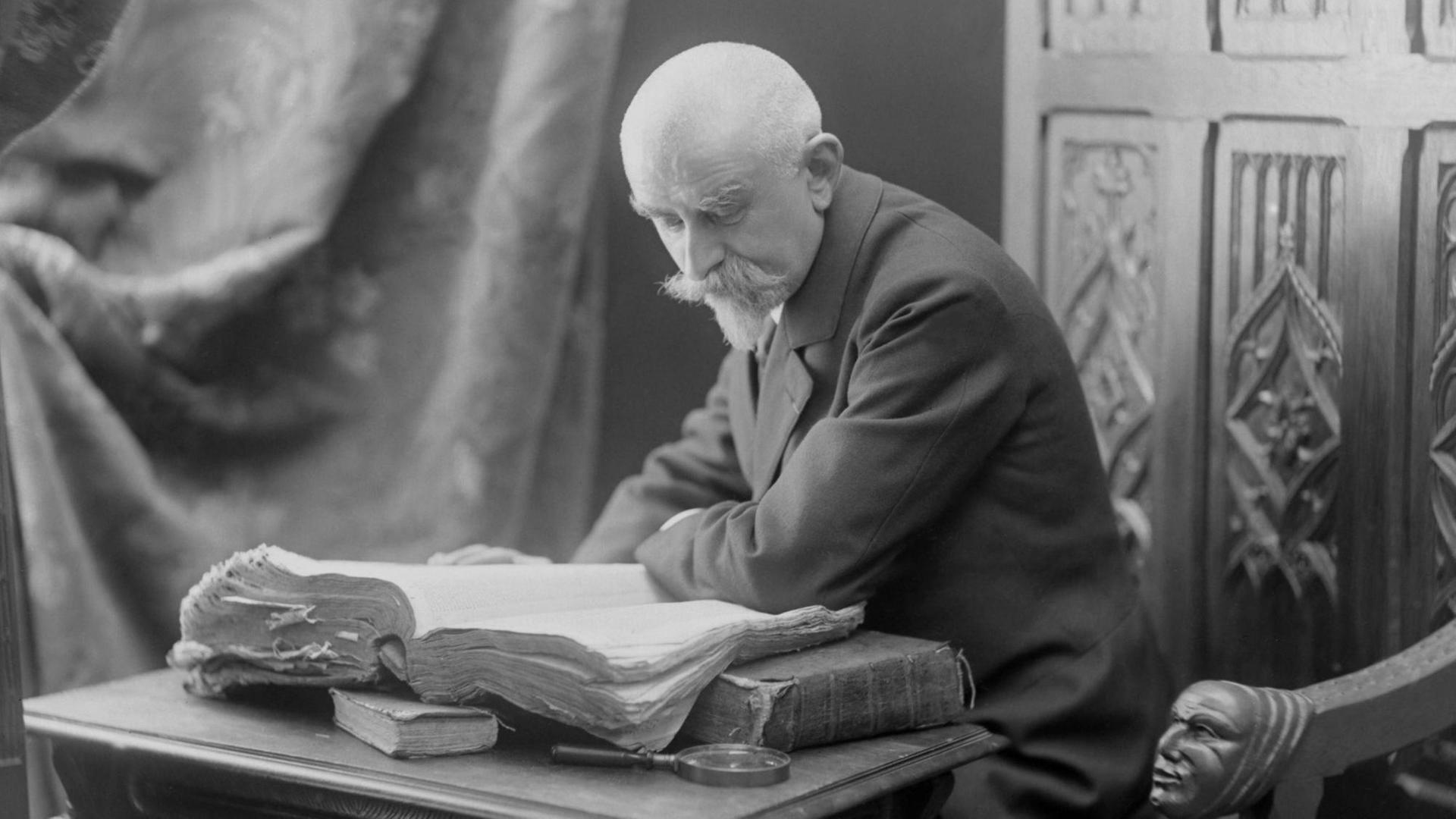 Joris Karl Huysmans Joris Karl Huysmans (1848-1907) French writer Boissonnas and Taponier Photo Photo12.com - Coll. Taponier PUBLICATIONxINxGERxSUIxAUTxONLY Copyright: xPhoto12/Coll.xTaponierx TPN05164_0535 Joris Karl Huysmans Joris Karl Huysmans (1848-1907) French writer Boissonnas and Taponier Photo Photo12.com - Coll. Taponier PUBLICATIONxINxGERxSUIxAUTxONLY Copyright: xPhoto12/Coll.xTaponierx TPN05164_0535