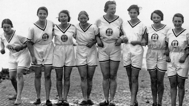 Leider liegt für dieses Bild keine Bildbeschreibung vor Leider liegt für dieses Bild keine Bildbeschreibung vor