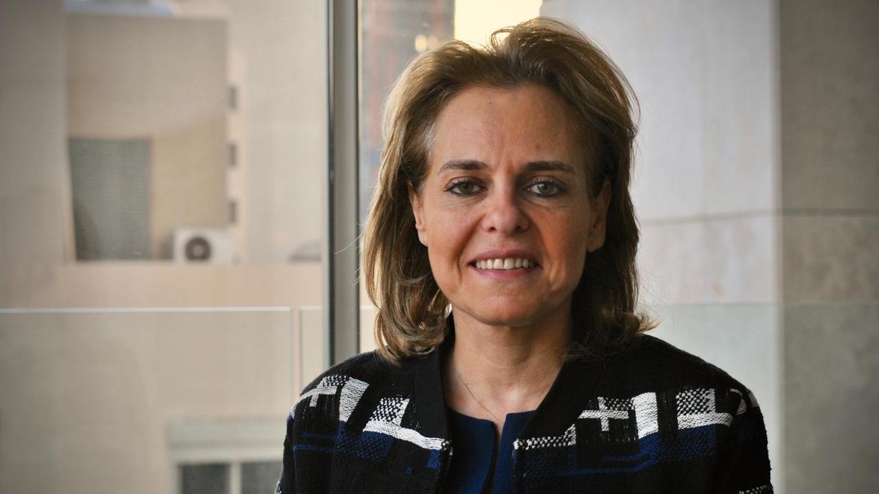 Lamia Osseiran. Sie ist Präsidentin einer Nicht-Regierungs-Organisation. Lamia Osseiran. Sie ist Präsidentin einer Nicht-Regierungs-Organisation.