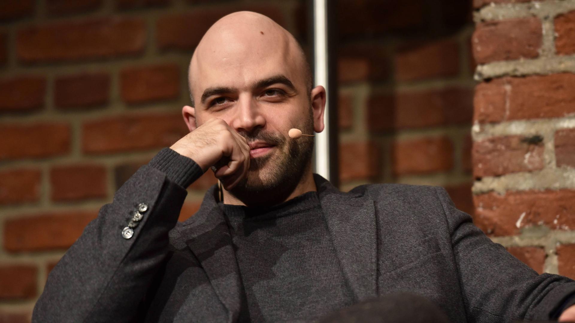 Der italienische Schriftsteller Roberto Saviano Der italienische Schriftsteller Roberto Saviano