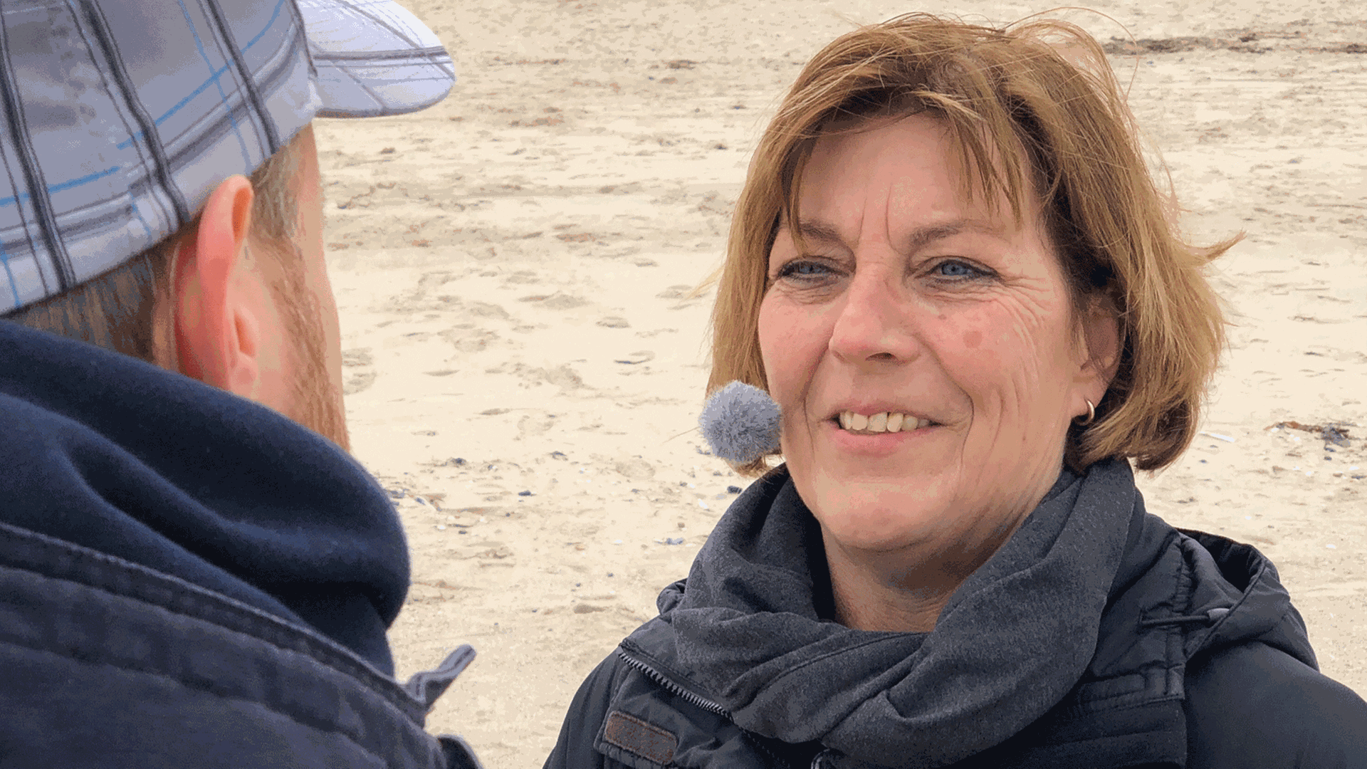 Das Meer strahlt Ruhe und Beständigkeit aus, erzählt Dora Heldt. Schreiben kann sie am besten auf der Insel. Das Meer strahlt Ruhe und Beständigkeit aus, erzählt Dora Heldt. Schreiben kann sie am besten auf der Insel.