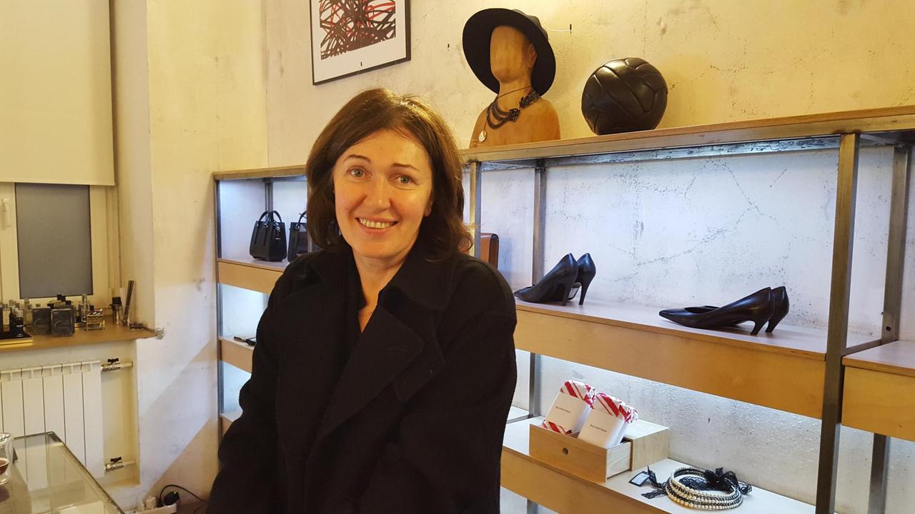 Die Russin Tatjana Strekalowskaja in ihrer Boutique in Moskau.