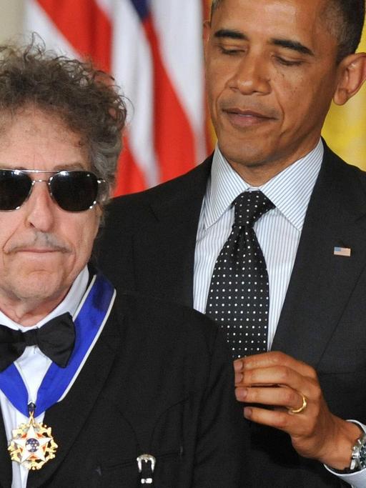 US-Präsident Obama zeichnet Bob Dylan mit der Freiheitsmedaille aus
