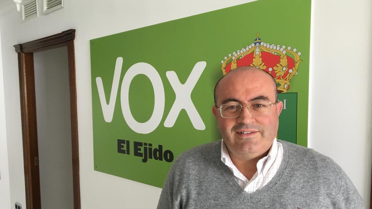 Juan José Bonilla, Vox-Koordinator im andalusischen El Ejido. Juan José Bonilla, Vox-Koordinator im andalusischen El Ejido.
