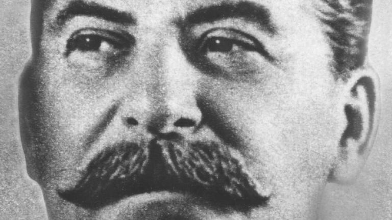 Undatierte Aufnahme des sowjetischen Diktators Josef Stalin. Undatierte Aufnahme des sowjetischen Diktators Josef Stalin.