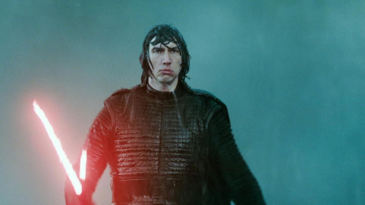 Filmstill aus: Star Wars: The Rise of Skywalker, Episode IX. Adam Driver als Kylo Ren, 2019. Filmstill aus: Star Wars: The Rise of Skywalker, Episode IX. Adam Driver als Kylo Ren, 2019.