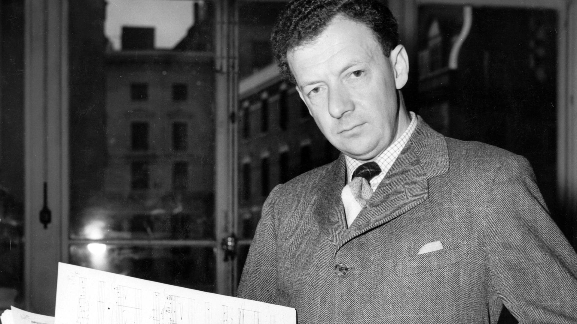Der britische Komponist Benjamin Britten am 14. April 1953 in London. Der britische Komponist Benjamin Britten am 14. April 1953 in London.