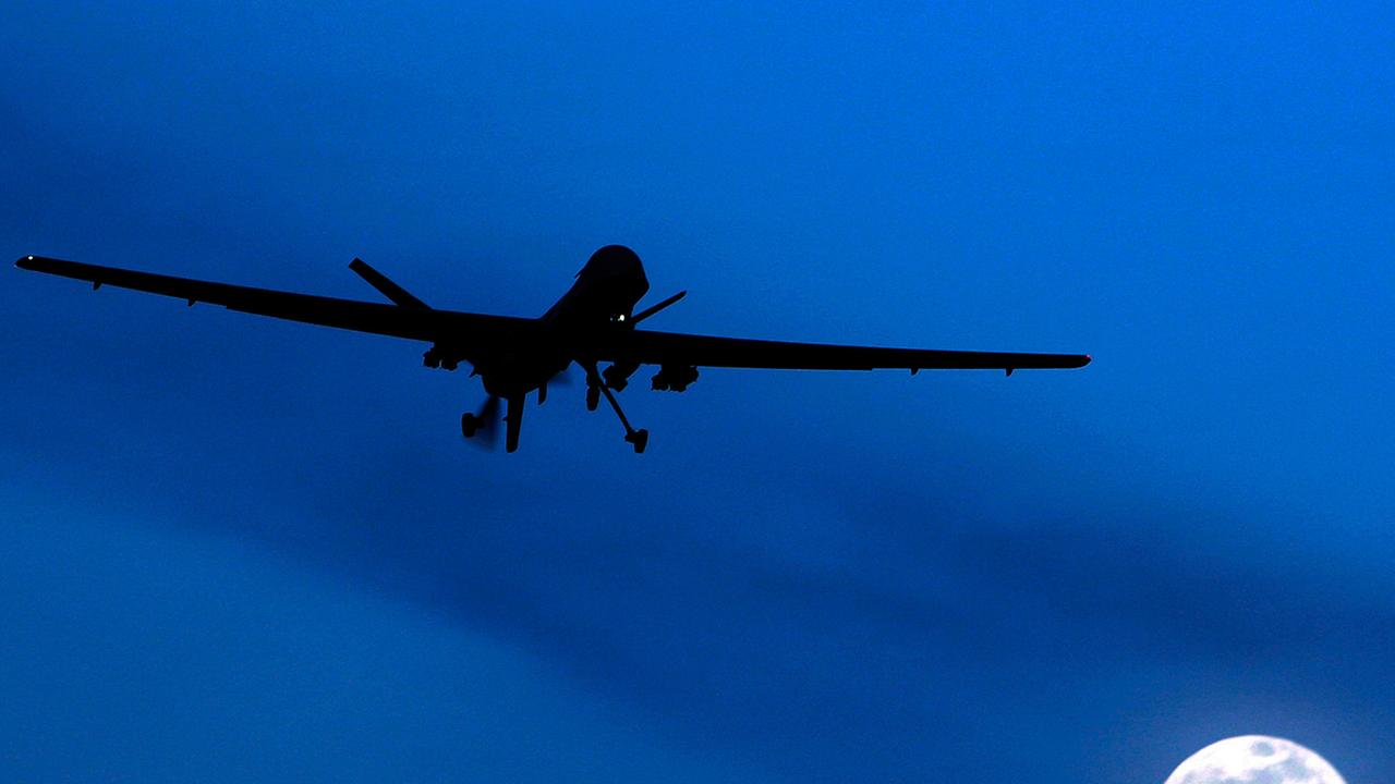 Eine Drohne vom Typ Predator im Einsatz in Afghanistan. Eine Drohne vom Typ Predator im Einsatz in Afghanistan.