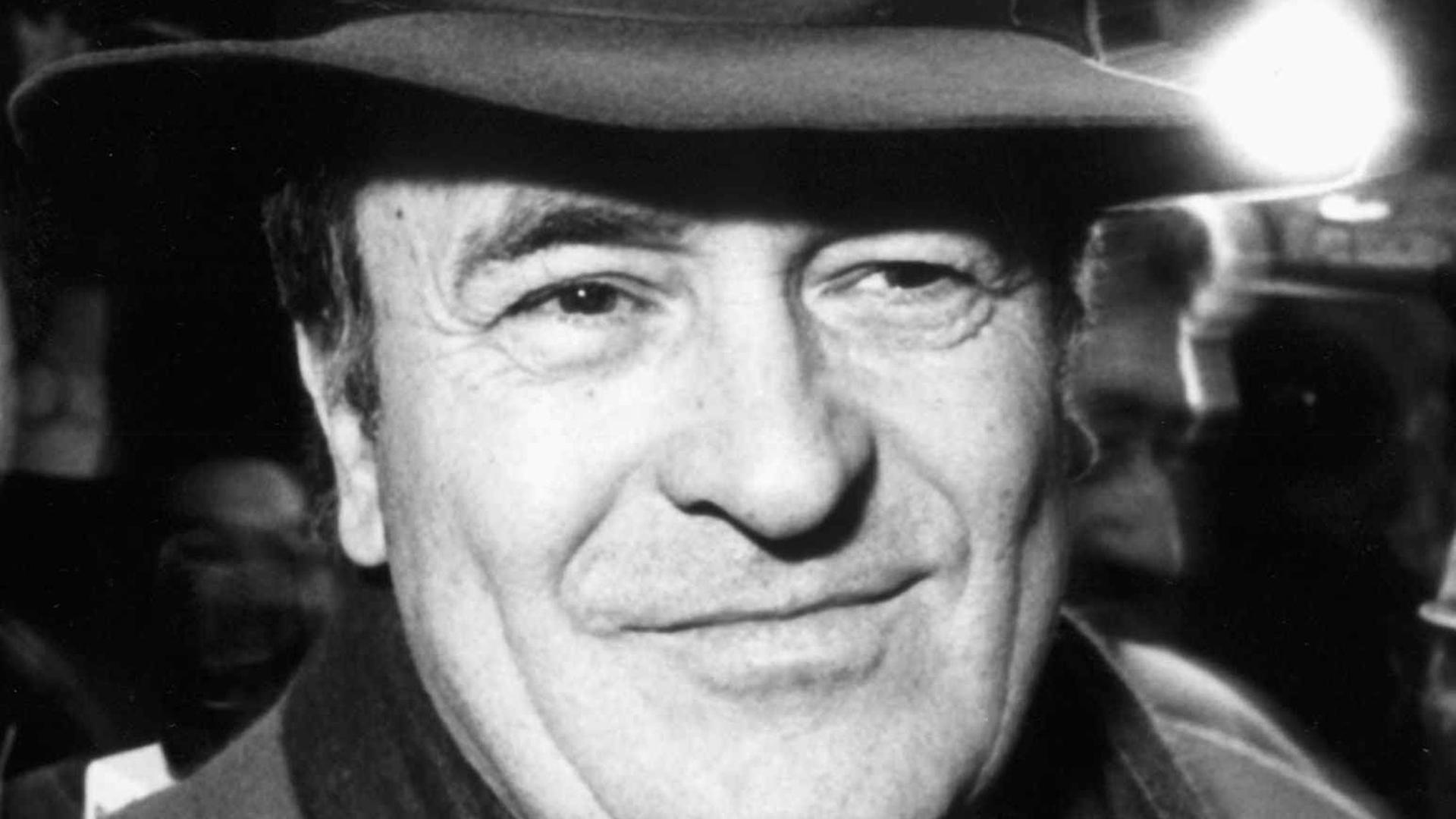 Trauer um einen großen Filmemacher: Bernardo Bertolucci ist gestorben Trauer um einen großen Filmemacher: Bernardo Bertolucci ist gestorben