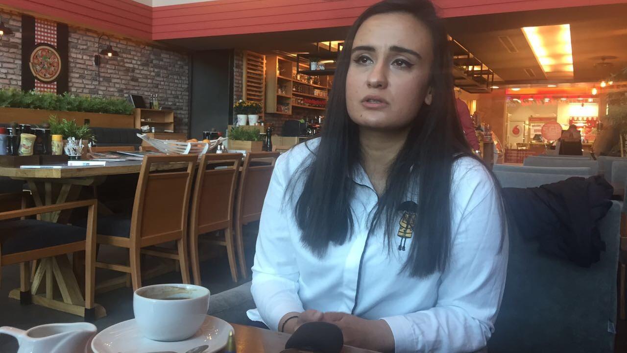 Die Master-Studentin Tülin Haji Mohammad ist zur Hälfte Syrerin, ihr Vater ist Türke. Die Master-Studentin Tülin Haji Mohammad ist zur Hälfte Syrerin, ihr Vater ist Türke.