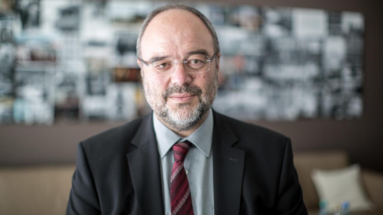 Der Historiker Michael Hollmann, Präsident des Bundesarchivs, aufgenommen am 20.06.2016 in Berlin. Der Historiker Michael Hollmann, Präsident des Bundesarchivs, aufgenommen am 20.06.2016 in Berlin.