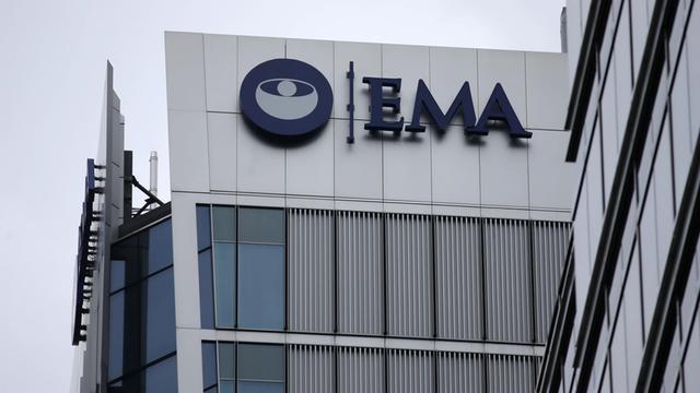 Das Logo der Europäischen Arzneimittel-Agentur EMA am Sitz in London